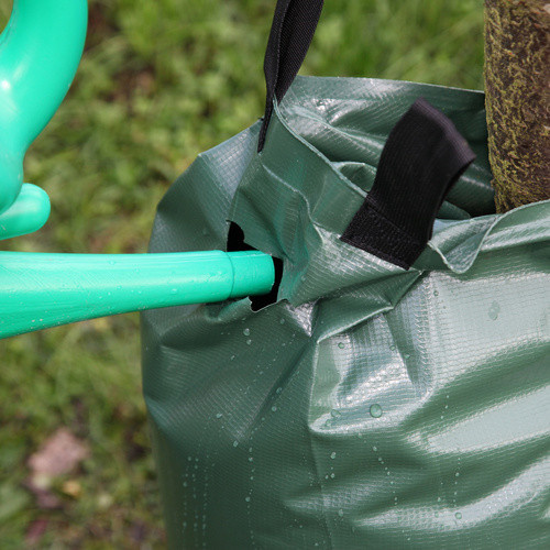Floraworld Baum-Bewässerungssack comfort in Grün mit 75 l Füllmenge - Bild 4