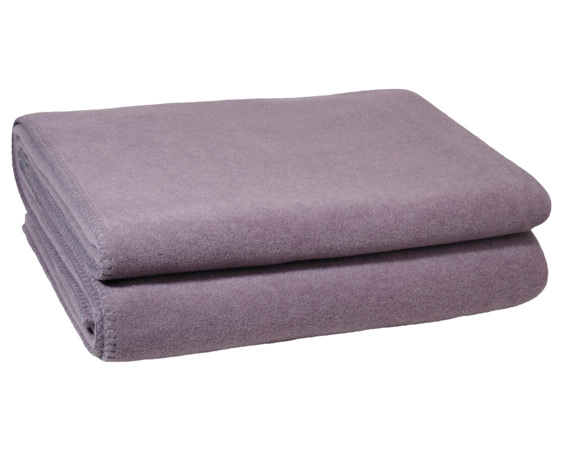 Zoeppritz Soft-Fleece Wohndecke in Schwarz und Lila, flauschig und Oeko-Tex Standard 100 zertifiziert - Bild 1