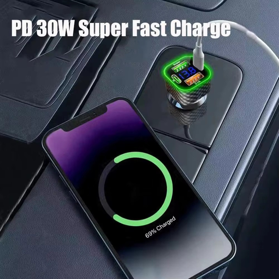 380W USB-C Autotelefon-Ladegerät mit Dual PD und Spannungsanzeige in Schwarz für iPhone und Oppo - Bild 4