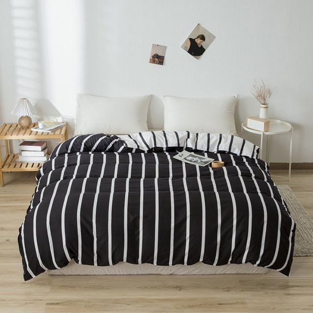 EGW Bettbezug mit schwarz-weiß gestreiftem geometrischem Muster aus weichem Polyester für Einzelbetten - Bild 1