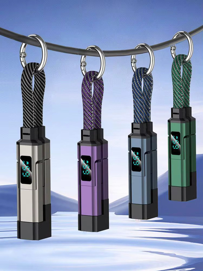 4-in-1 Ladekabel-Schlüsselanhänger mit USB-C, USB-A und Lightning, 240W Schnellladekabel mit V/A/W-Anzeige in Grün und Multicolour für iPhone und iPad - Bild 1