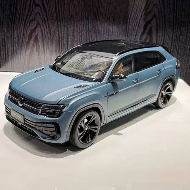 Maisto Volkswagen Teramont X SUV, Automodell, 1:18, Metall, Blau, ab 3 Jahre - Bild 1