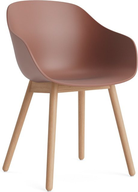 HAY About A Chair AAC 212 mit Armlehnen in Rot und Holzgestell im organischen Design - Bild 1
