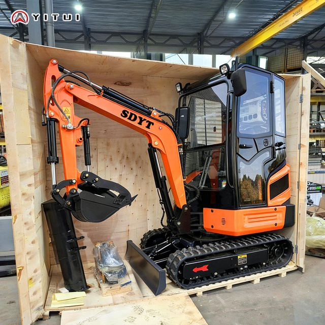 YITUI Mini-Bagger 6,5 Tonnen Kompaktbagger mit Schaufelaufsatz in Orange - Bild 1