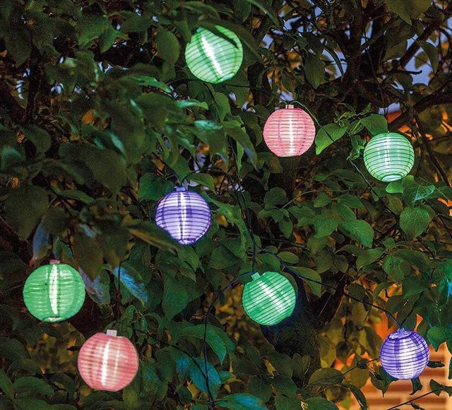 Solar Lichterkette mit 8 LED Lampion Laternen aus Nylon-Gewebe in Grün, Lila und Pink für Garten, Balkon und Terrasse - Bild 1