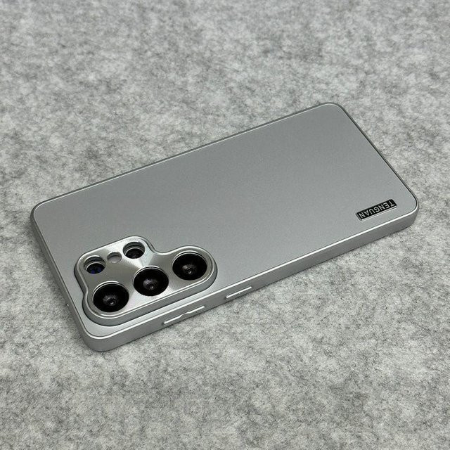 Aluminium Schutzhülle in Silber für Samsung Galaxy S26 Ultra, S25 Ultra, S24 Ultra, S23 Ultra und S26 Plus mit Metallbeschichtung und Kamera-Schutz - Bild 1