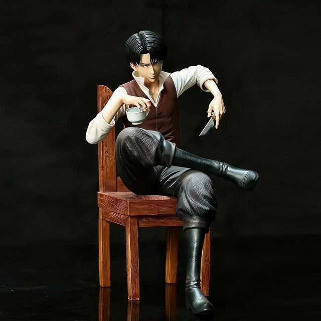 Attack On Titan Levi Ackerman Figur, Sitzende Haltung, Modell Spielzeug, ab 14 Jahren - Bild 1