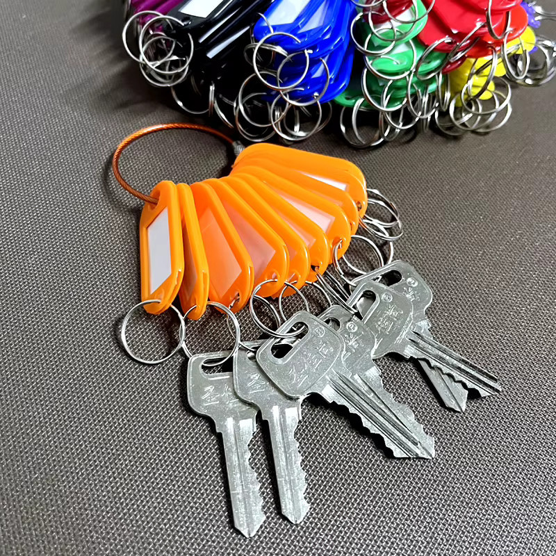 Omuda Kunststoff-Schlüsselanhänger mit Kartenetikett in Mehrfarbig und Lila für DIY-Projekte und zur Organisation - Bild 3