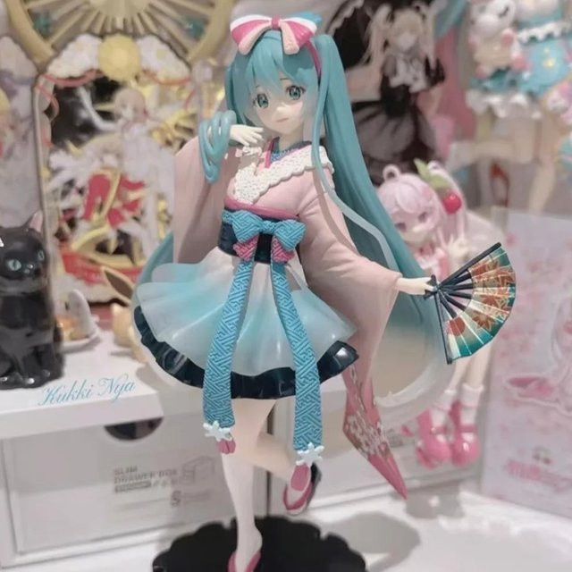 Bandai Hatsune Miku Teufelshatsune Miku Katzenohren PVC-Modell - Bild 1
