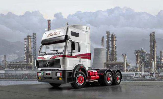 Italeri Mercedes Benz SK Eurocab 6x4, Fahrzeug, 1:24, Grau - Bild 1