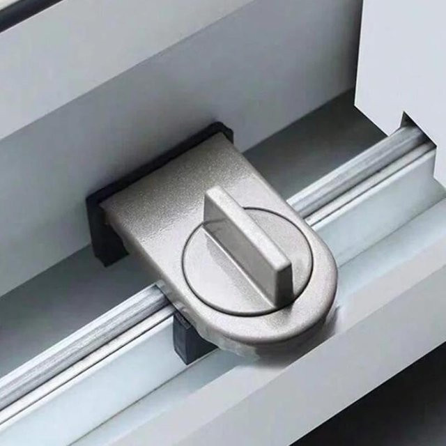 MTMA Fensterverriegelungsschnalle und Schiebetürbegrenzer als Kinderschutz in Silber - Bild 1