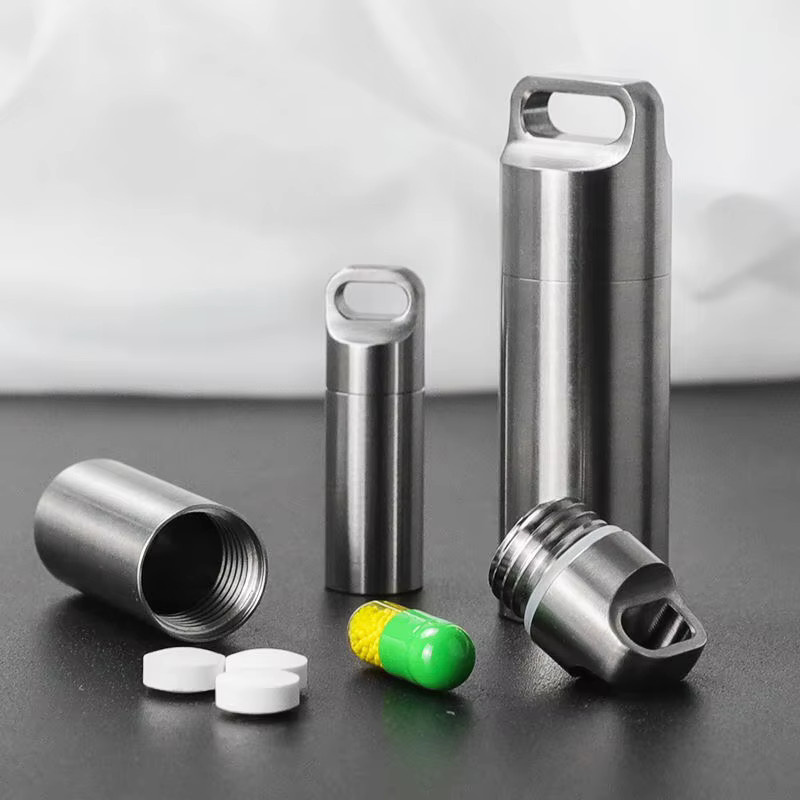 Schlüsselanhänger Mini-Pillendose Edelstahl, wasserdicht, Unisex - Bild 2