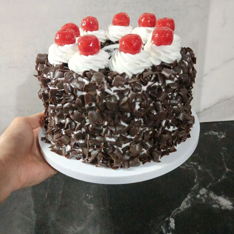 Künstlicher Erdbeer-Creme-Kuchen als Dekoration für Geburtstag und Wohnkultur, Mehrfarbig, Durchmesser: 15,24 cm - Bild 5
