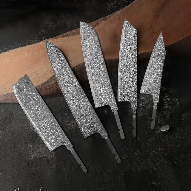HUAYIGRAND Japanisches Kochmesser aus 67-lagigem Damaststahl, Handgeschmiedete Blank Blade Full Tang in Silber - Bild 1