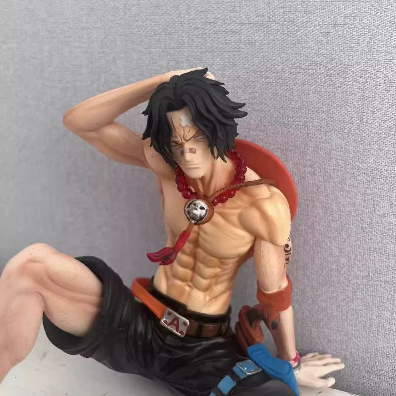 Bandai One Piece Portgas D. Ace Actionfigur aus PVC in Multicolor als Sammlerstück und Desktop-Dekoration - Bild 3