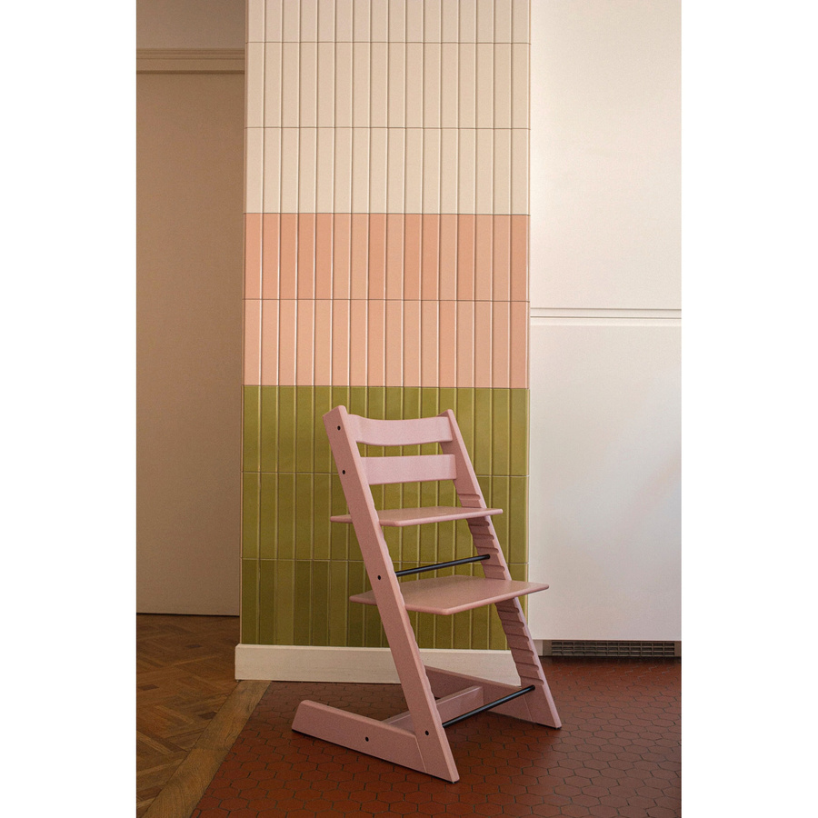 Stokke Tripp Trapp Treppenhochstuhl aus lackierter Buche in Purple, B/T/H: 49,0 x 52,0 x 78,0 cm - Bild 3
