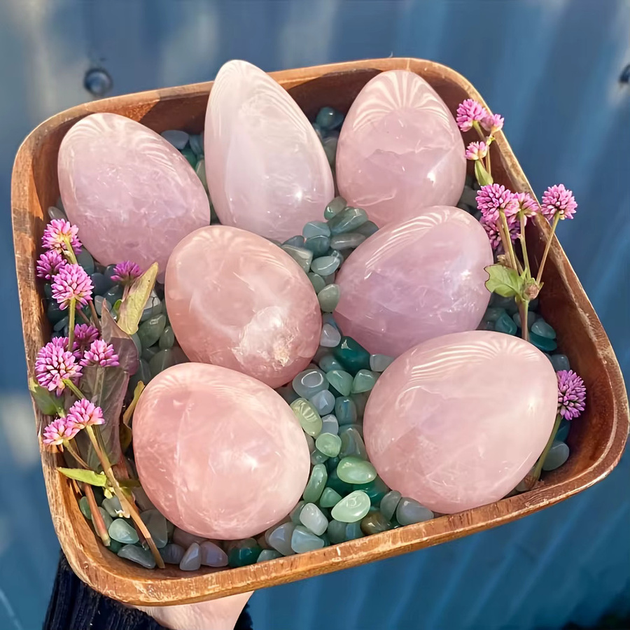 Handpolierter Rosenquarz-Edelstein in Pink von CrystalHola als abstrakte Schnitzerei für die Schmuckherstellung - Bild 3