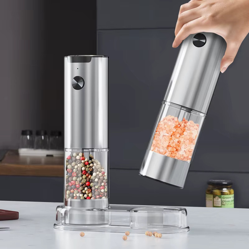 Elektrische Salz- und Pfeffermühle von FLYMUYU in Silber, batteriebetrieben mit einstellbarer Mahlgrad-Einstellung und nachfüllbarem Design - Bild 4