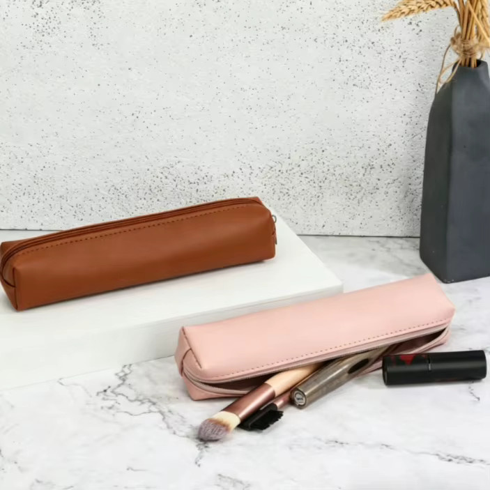 Mini-Make-up-Stifttasche aus Kunstleder in Beige - Bild 2