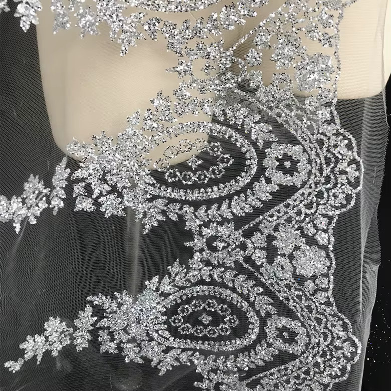 Glitzer-Spitzenapplikation mit Blumenmuster und Perlen für Hochzeitskleider, 10 Yards, Gold und Silber - Bild 4