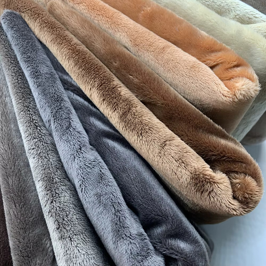 Sewbato Plüschstoff aus 100 % Polyester für Baumwollpuppen und Winterkleidung, B: 150 cm, T: 50 cm - Bild 2