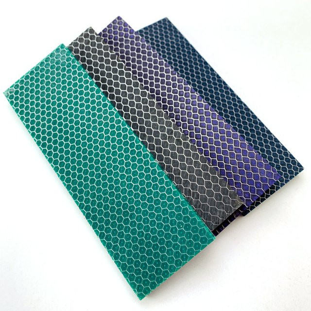 C-Tek DIY-Materialplatte für Harzmesser und Schleudergriffe mit Schlangenkorn- und Wabenmuster, B/T/H: 120 x 40 x 0,8 cm - Bild 1