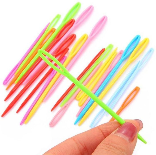 20er Set Kunststoff Nähnadeln und Sicherheitsnadeln für Wolle und Strickgarn in Pink und Multicolour - Bild 1