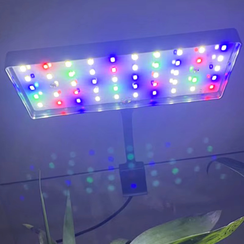 TUNFAN USB-Aquarium-LED-Licht mit vollem Spektrum, 8W dimmbare Wachstumslampe für Wasserpflanzen in Schwarz - Bild 3