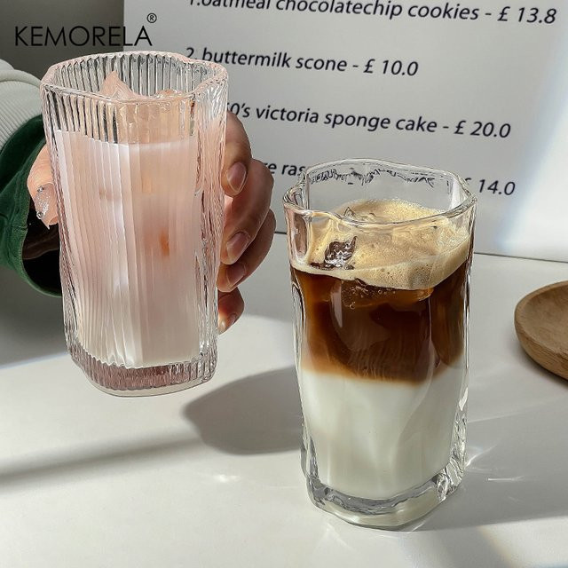 KEMORELA Twist Eiskaffeetasse aus Glas in Transparent mit Streifen-Design für Kaltgetränke und Latte Macchiato - Bild 1