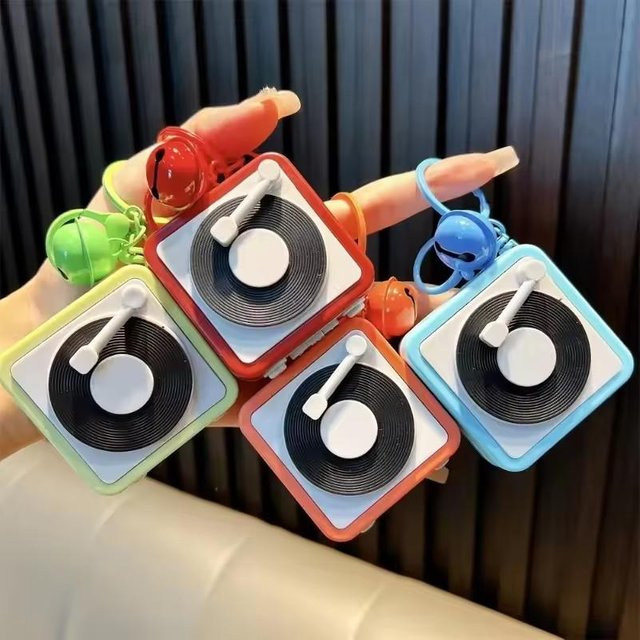 Schlüsselanhänger Retro Plattenspieler, Mini Phonograph, Unisex - Bild 1