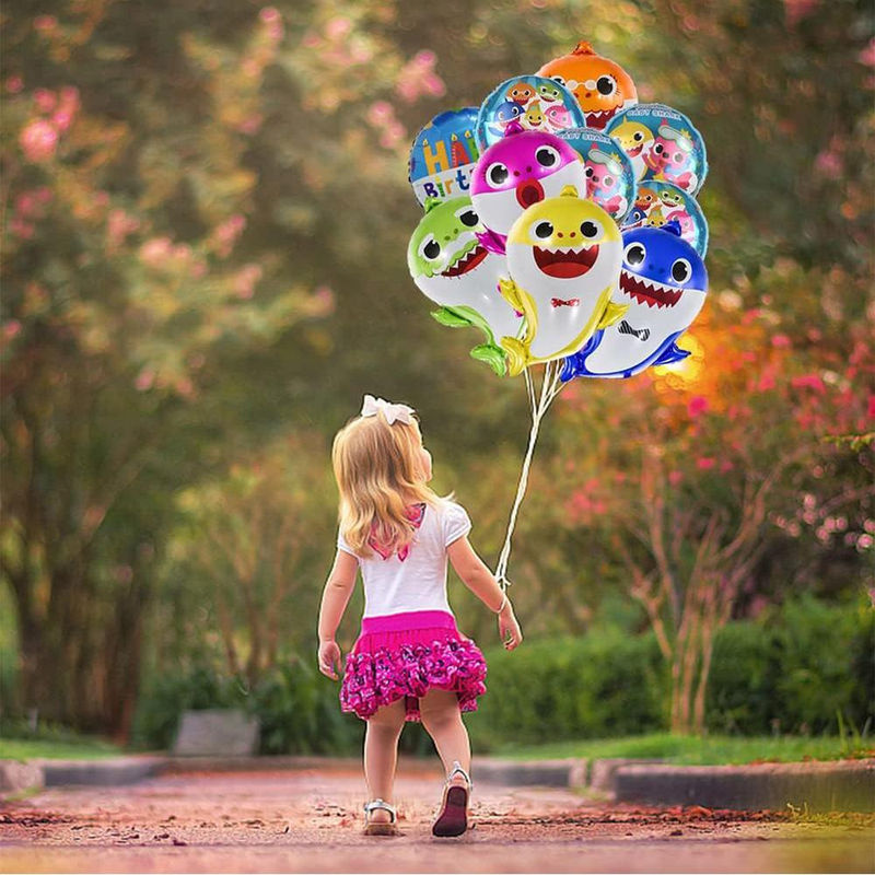 Baby Shark Party-Dekoration Set mit Helium-Babyhai-Luftballons und runden Luftballons in Mehrfarbig von happybuySE - Bild 5