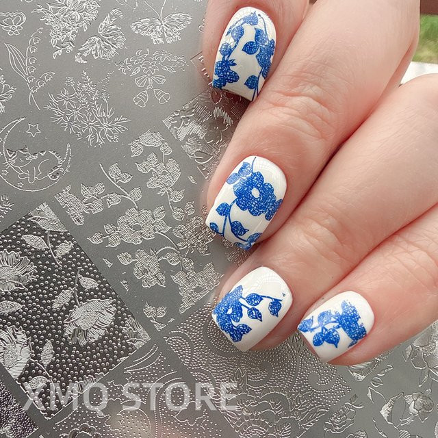 XMQ Nagelkunst-Stempelplatte mit Blumenmotiven und Karo-Vorlagen - Bild 1