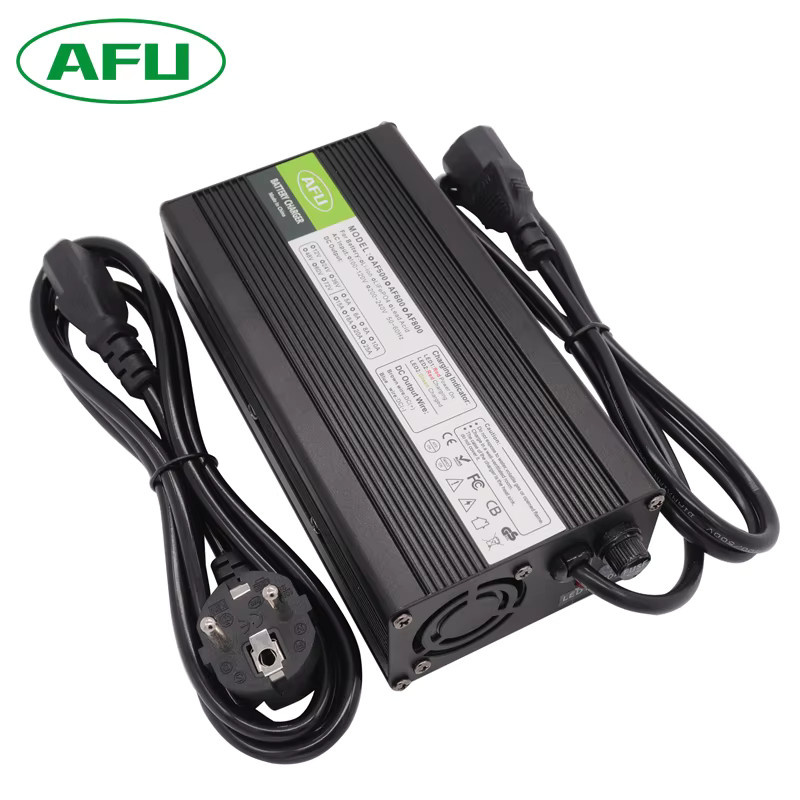 AFU Li-Ionen-Akkuladegerät 71,4V 6A für 62,9V 17S Akku Smart Charger in Schwarz - Bild 4