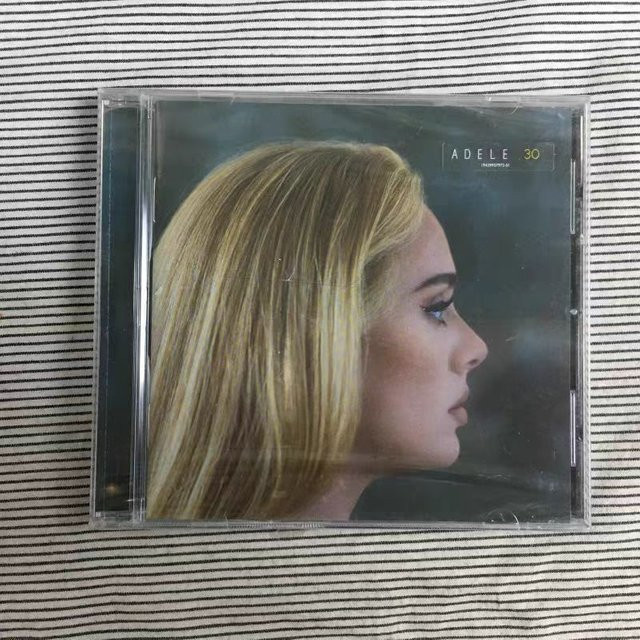 Adele 30 Deluxe CD mit 15 Tracks inklusive Chris Stapleton Duet Easy on Me - Bild 1