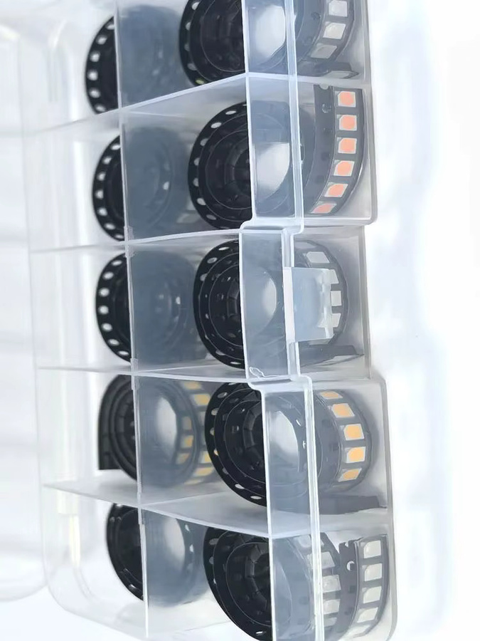 500 Stück SMD LED Set 3528 1210 in 10 Farben: Rot, Grün, Blau, Gelb, Weiß, Warmweiß, UV, RGB und Eisblau - Bild 3