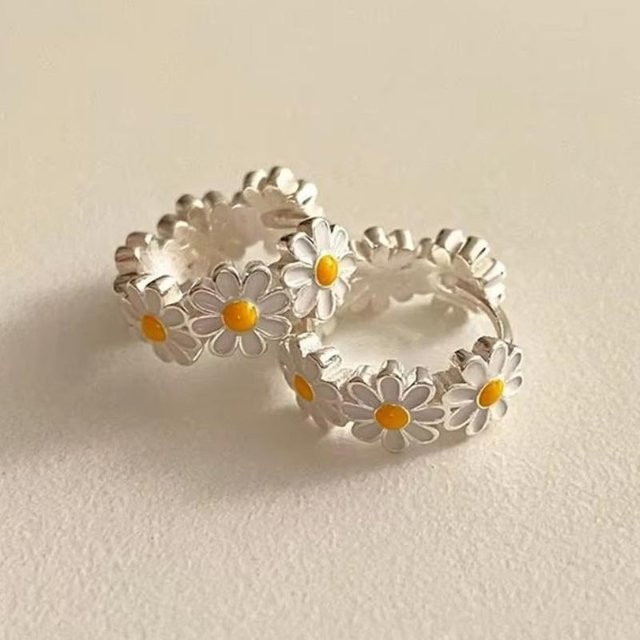 Huitan Creolen, Daisy Flower, beige, Kinder - Bild 1