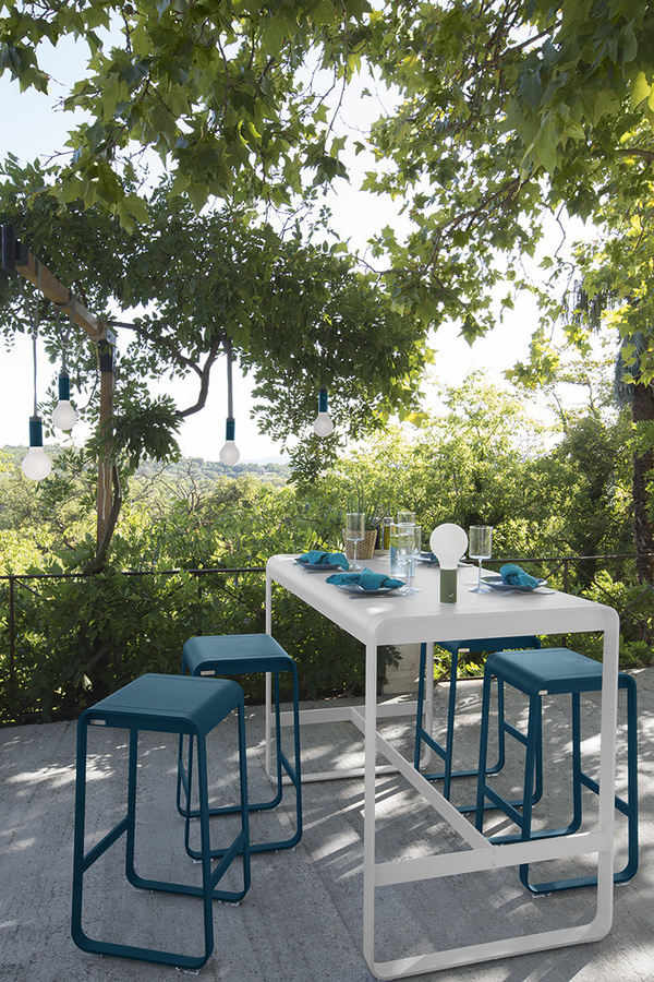 Fermob Bellevie Tisch aus Aluminium in Schwarz für Garten und Außenbereich - Bild 2