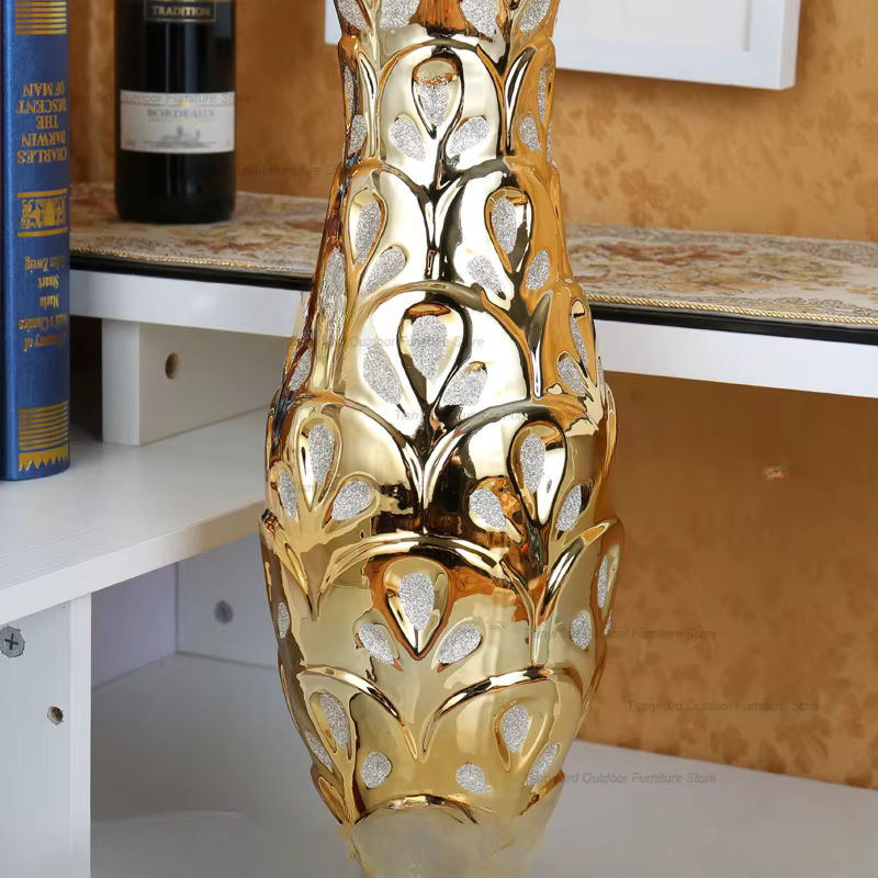 FYVS Goldene Keramikvase im modernen nordischen Design für Schnittblumen und Dekoration - Bild 3