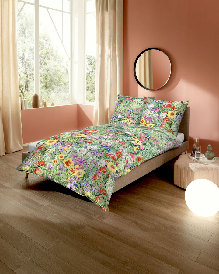 Farm Garden 536 Mako-Satin Bettwäsche mit floralem Design in Mehrfarbig, B/H: 155 x 220 cm und 80 x 80 cm - Bild 1