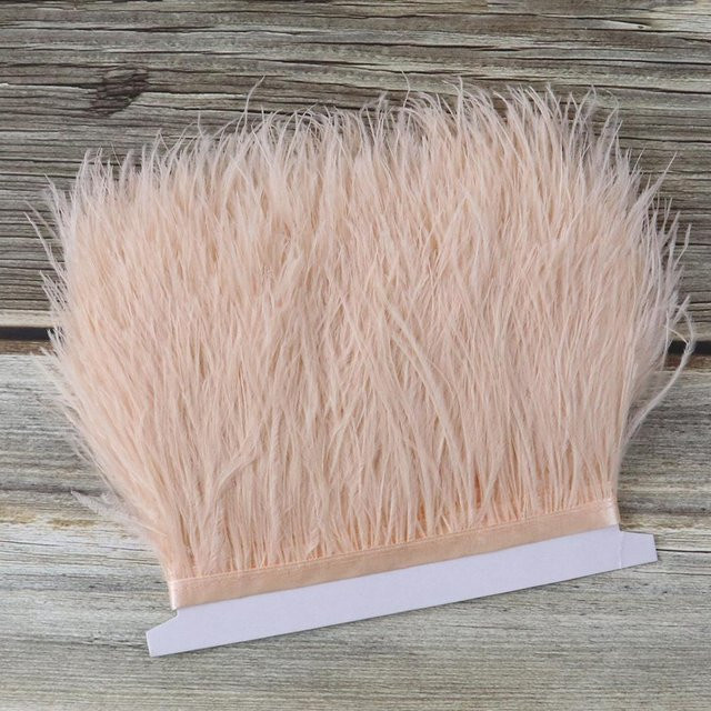 10 Meter Flauschiges Straußenfeder-Besatzband in Champagner, Natürliche Federn als Nähbesatz für Kleidung und Dekoration, Breite: 8-10 cm - Bild 1