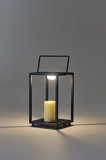 SOLALA Solar-LED-Laterne aus Metall in Schwarz für den Garten, Tischleuchte mit warmweißem Licht - Bild 1