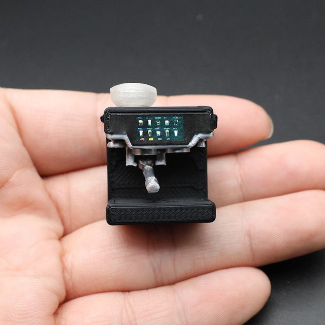Mognot Mini-Kaffeemaschinen-Rückmagnet in Schwarz als starker magnetischer Aufkleber für Fotokarten und Memos - Bild 1