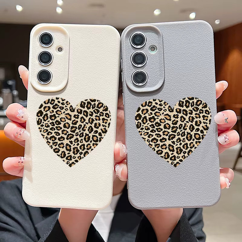 Silikon Handyhülle mit Leopardenmuster und Herz für Samsung Galaxy S25 S24 S23 S22 Ultra Plus FE A17 A56 A55 A36 A15 A16 in Multicolour (Braun und Beige) - Bild 1