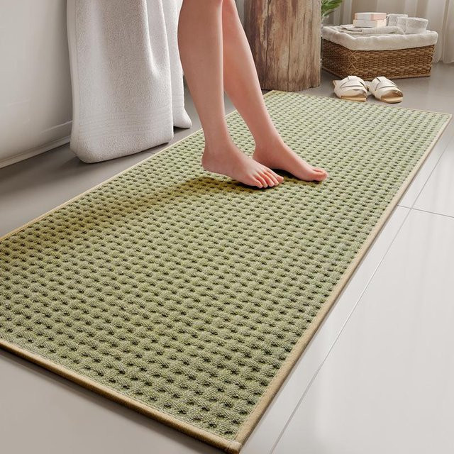 Lodestar Badezimmerteppich aus granuliertem Samt in Grün, superabsorbierend und schnelltrocknend, rutschfest, B/T: 40 x 120 cm - Bild 1