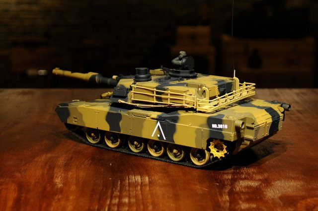 TPFLiving RC-Panzer U.S. M1A2 Abrams, ferngesteuert, Maßstab 1:24 - Bild 1
