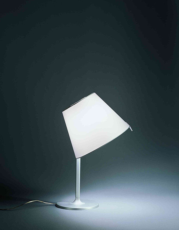 Artemide Melampo Nachttischleuchte in Bronze mit verstellbarem Design und E27 Fassung - Bild 3