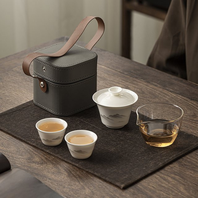 Tragbares Reise-Teeservice aus weißer Nete-Jade und Porzellan mit Infuser - Bild 1