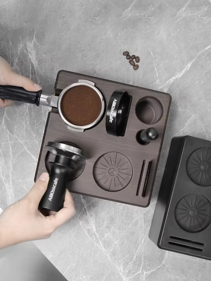 AliKisscafe Kaffee Tamping Station mit Siebträger Halter Schublade in Schwarz und Holzoptik für 51mm 54mm 57mm 58mm Espresso Zubehör - Bild 7