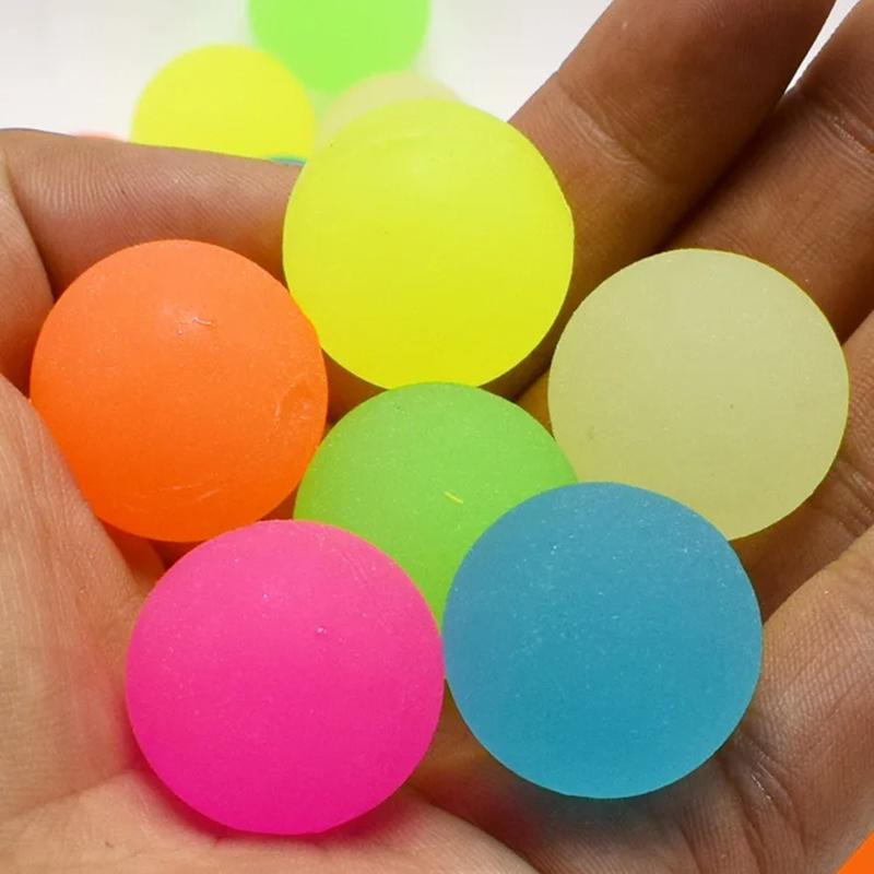 Fashnics 12-teiliges Set Elastische Bälle aus Kunststoff Bunt - Bild 4