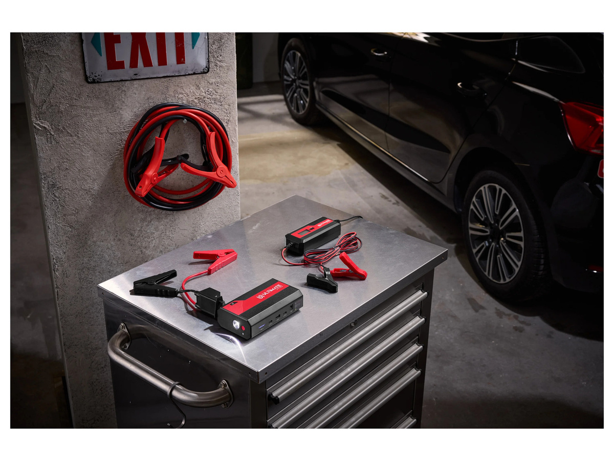 ULTIMATE SPEED Mobile Autostarthilfe UMAP 12000 C4 mit Powerbank und USB-C Anschluss - Bild 2